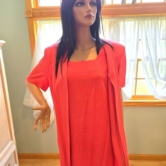 Stylish 2-Piece Look by Virgo II, Light Red, Short Sleeves, Size 12 - Picture 6 of 8